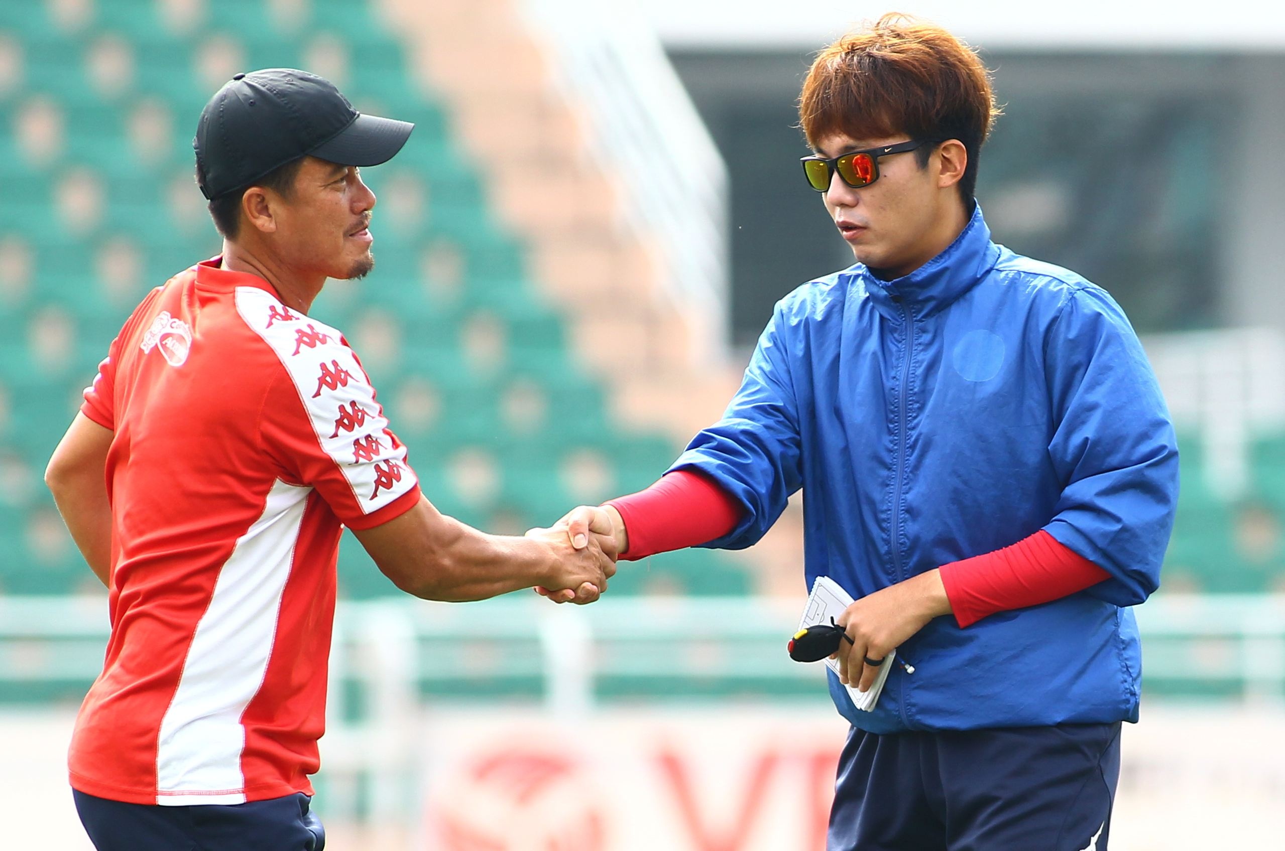 tro ly ngon ngu bi ky luat anh 2