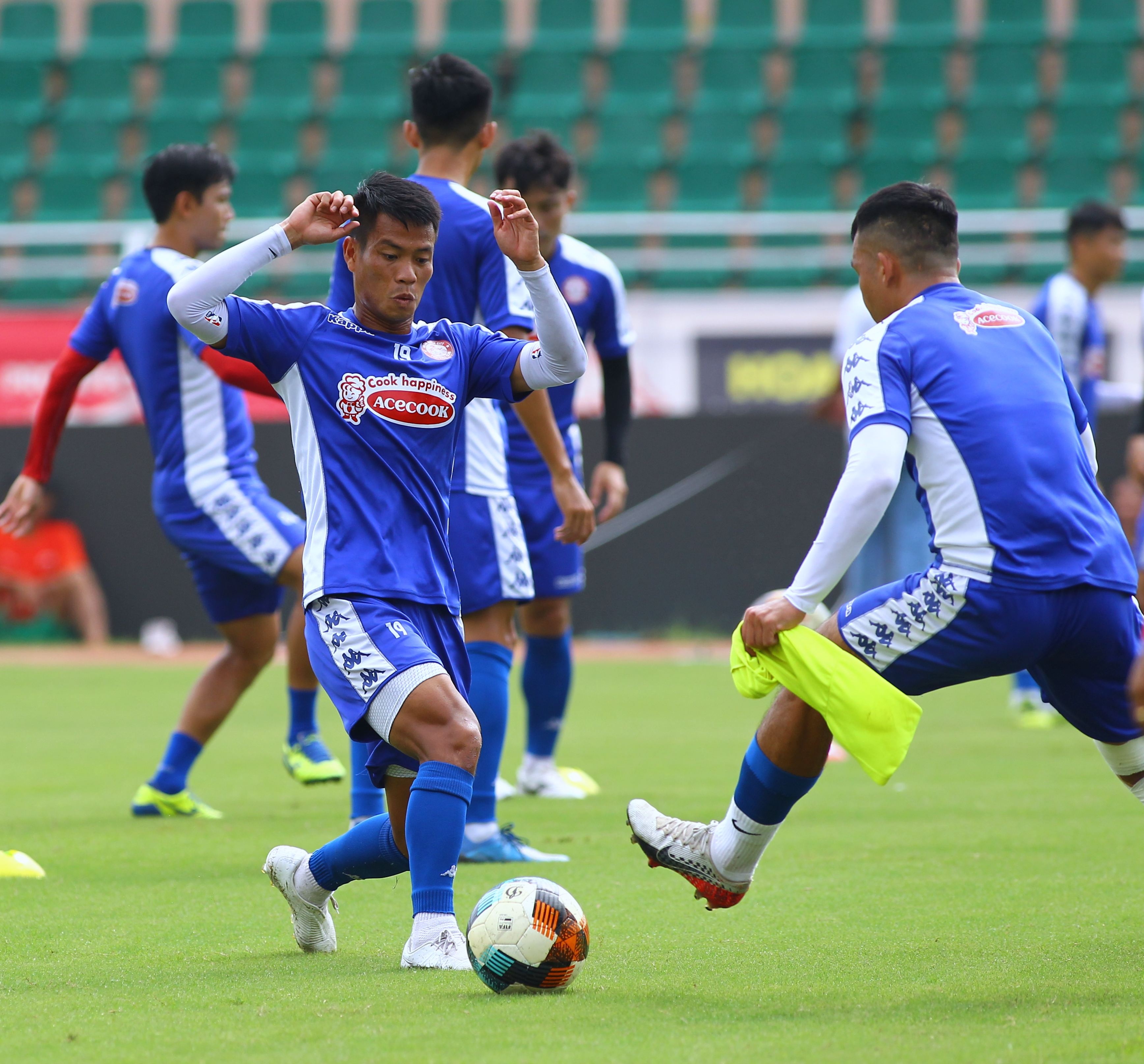 tro ly ngon ngu bi ky luat anh 8