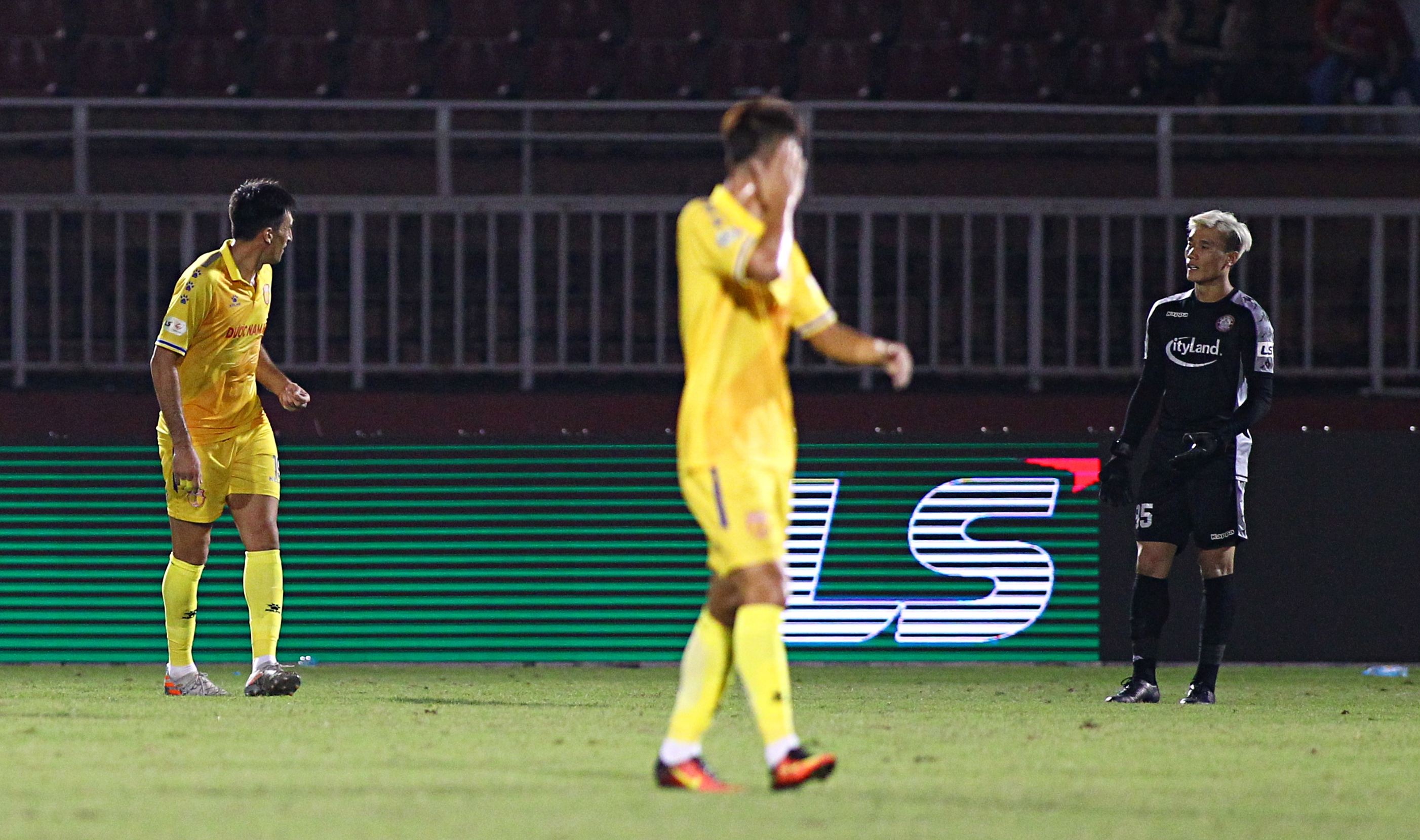 merlo chui bui tien dung anh 3