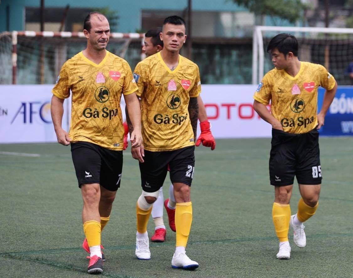 clb tp.hcm cam cong phuong da phui anh 1