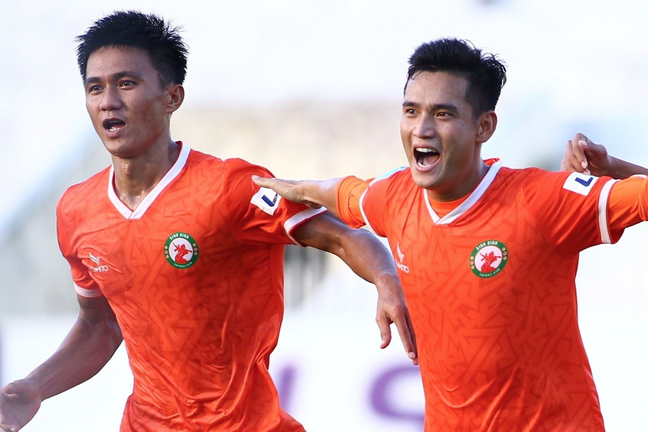 CLB Binh Dinh tu quyet suat thang hang V.League 2021 hinh anh