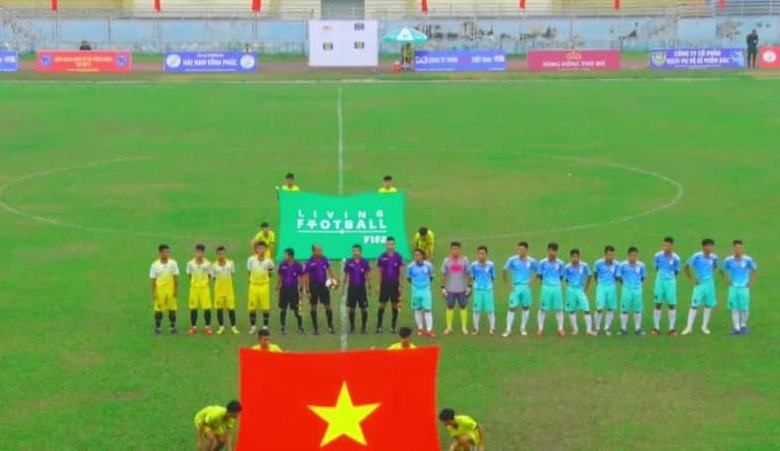 Huy tran dau vi CLB Son La chi co 4 cau thu hinh anh