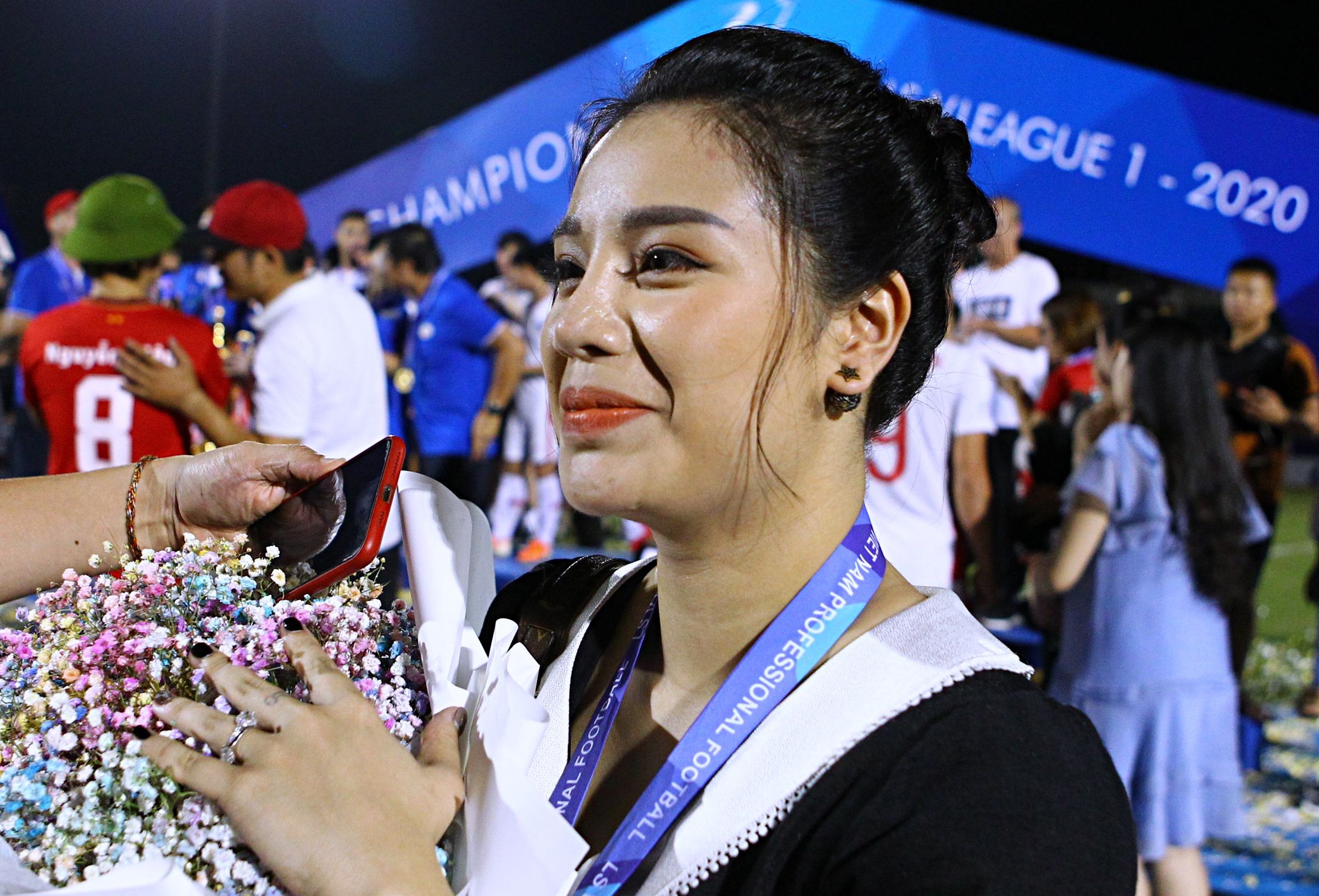 Khanh Linh giau ngay ket hon voi Bui Tien Dung hinh anh