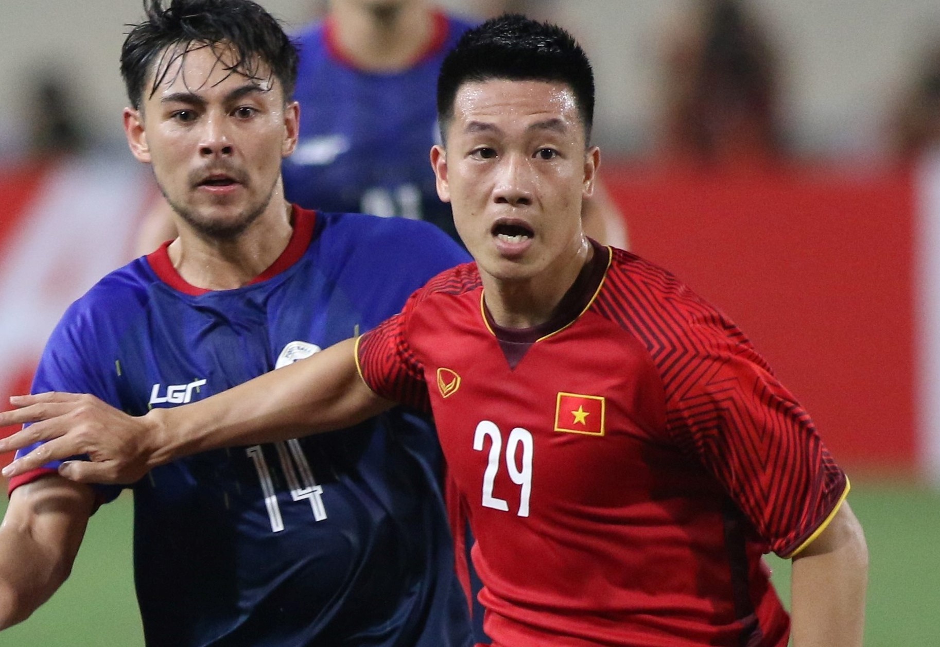 Cau thu dau tien cua CLB Quang Nam tuyen bo roi doi hinh anh