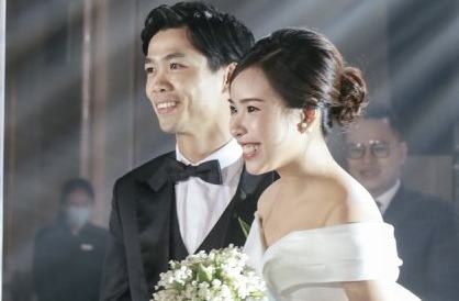 Cong Phuong muon o lai CLB TP.HCM hinh anh