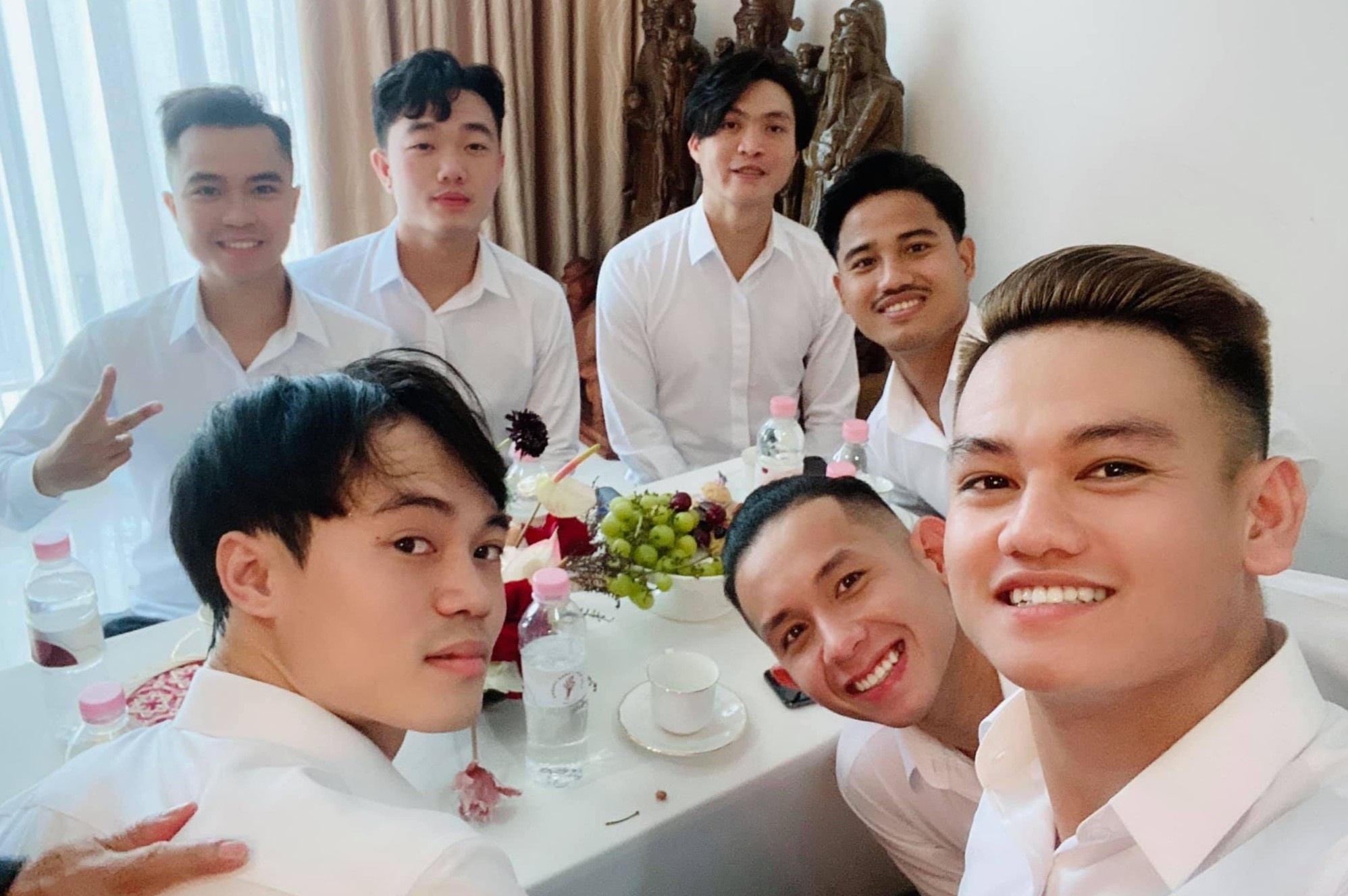 Tuan Anh, Xuan Truong ra Phu Quoc du dam cuoi Cong Phuong hinh anh