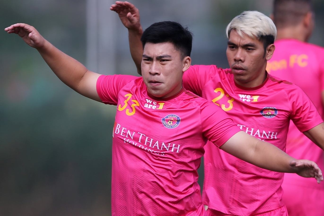 Cau thu nang 83 kg xin ngung tap ke doi Sai Gon hinh anh