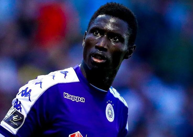 Pape Omar sap gia nhap CLB Binh Duong hinh anh