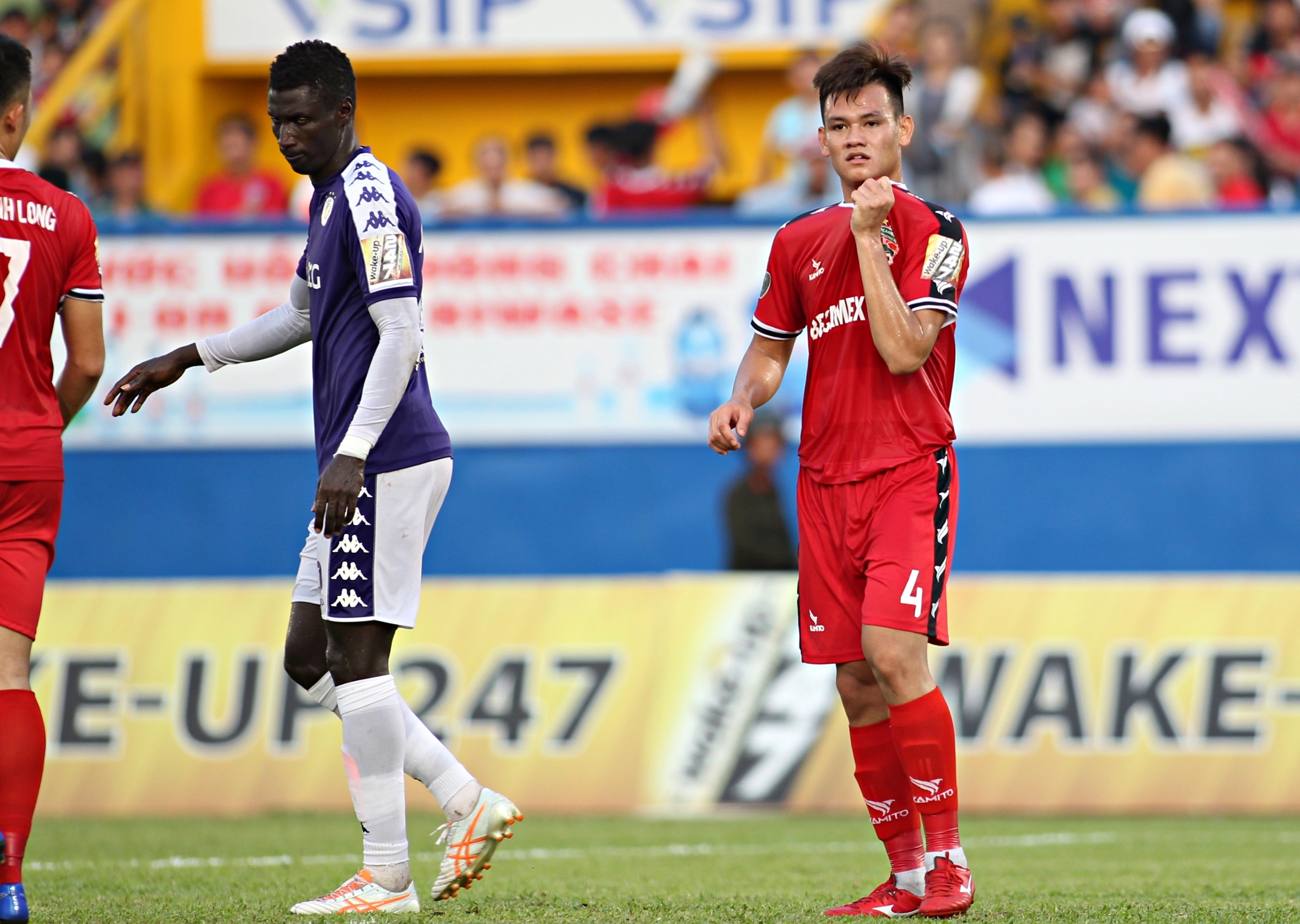 tranh chap ho tan tai anh 1