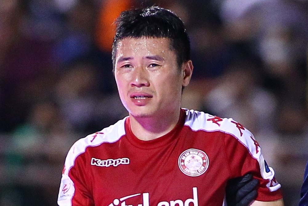 CLB TP.HCM phat Van Thuan vi da phui hinh anh