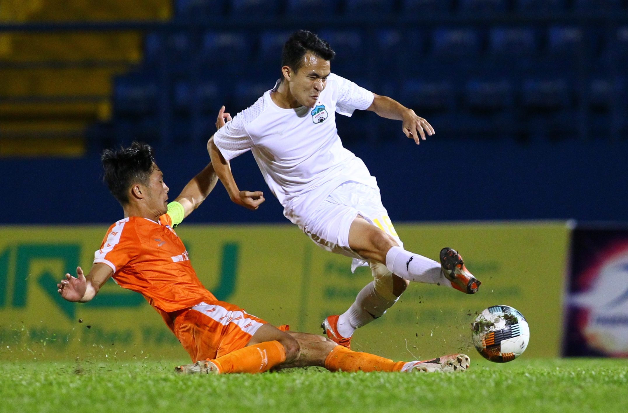 cong phuong hoi quan hagl anh 9