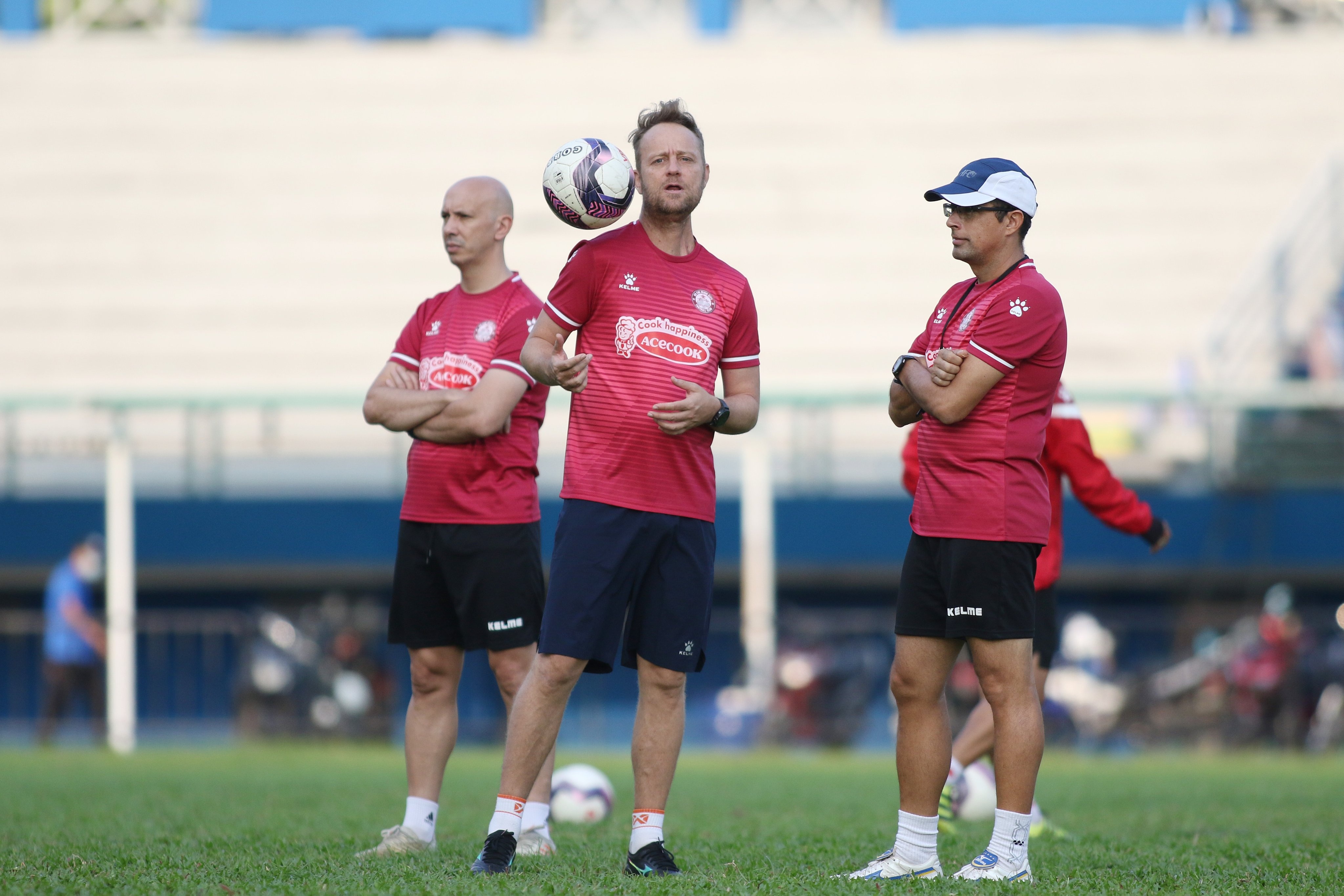 tan binh brazil ra mat clb tp.hcm anh 4