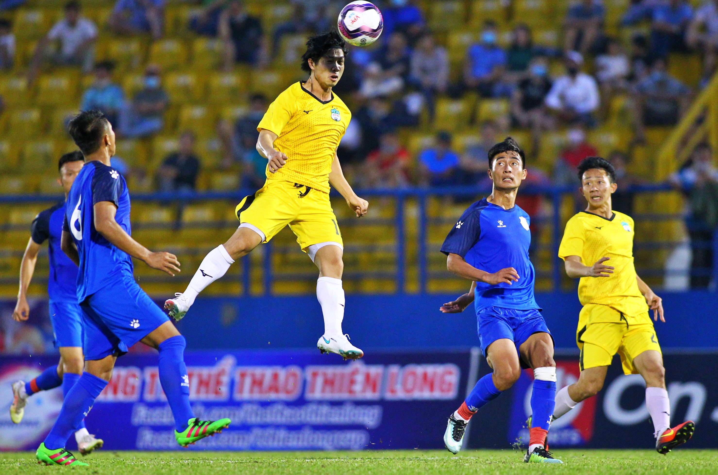 bau duc tai xuat kiatisak anh 8