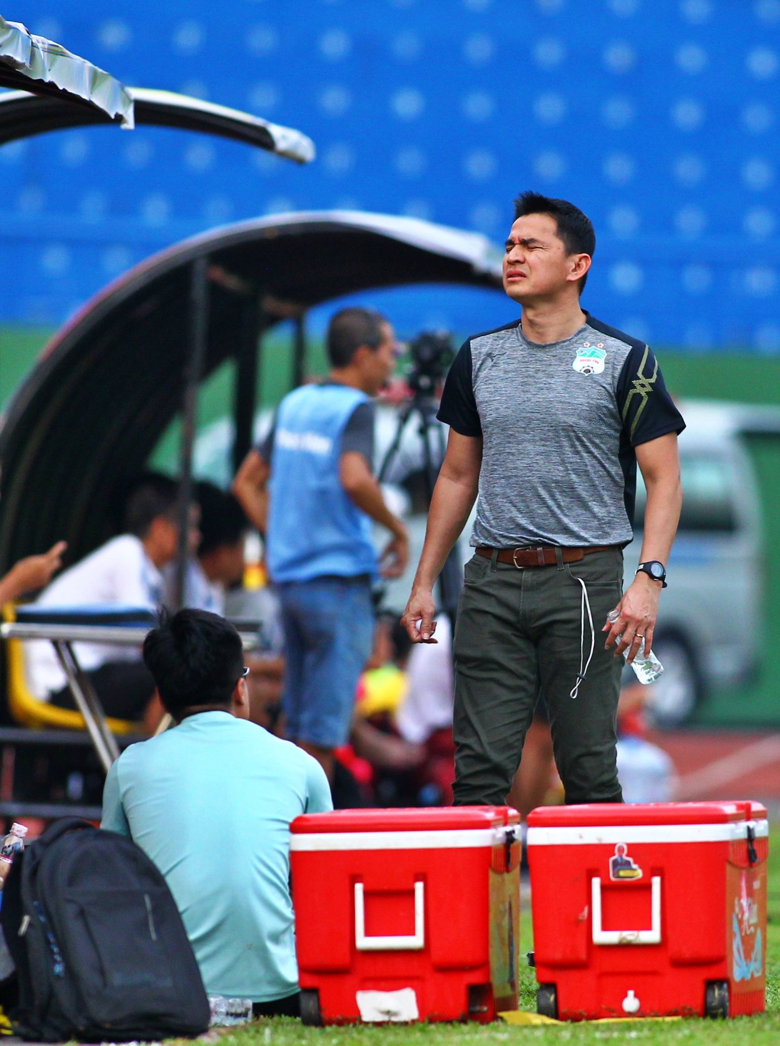 bau duc tai xuat kiatisak anh 7