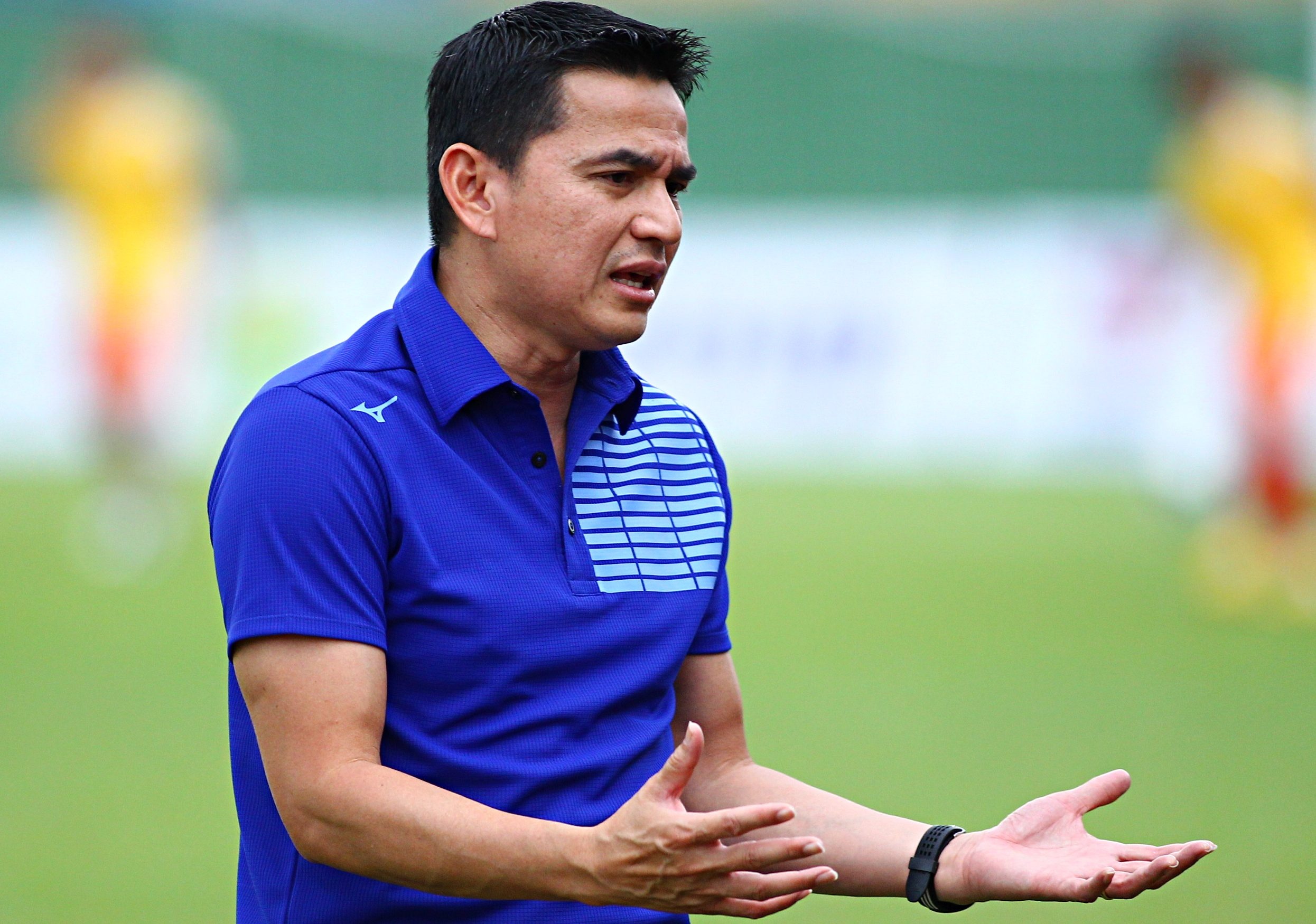 Kiatisak tiet lo diem yeu cua HAGL sau tran thang dau tay hinh anh