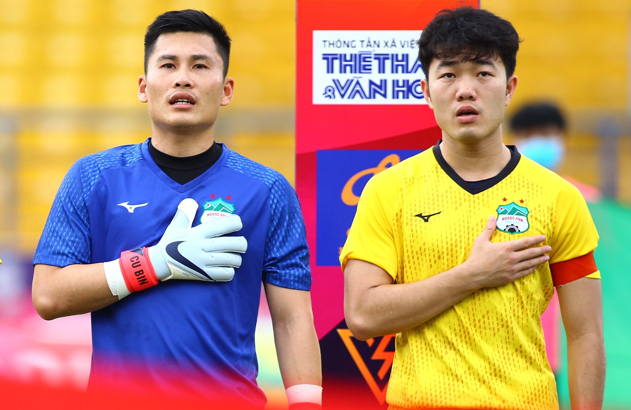 xuan truong mac sai lam anh 1