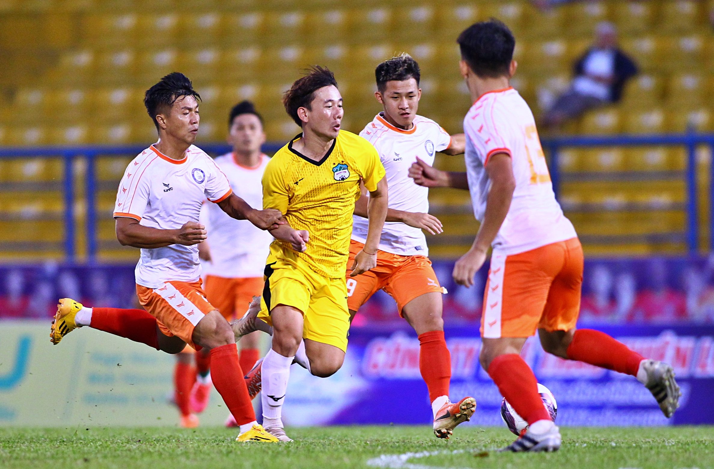 xuan truong mac sai lam anh 5