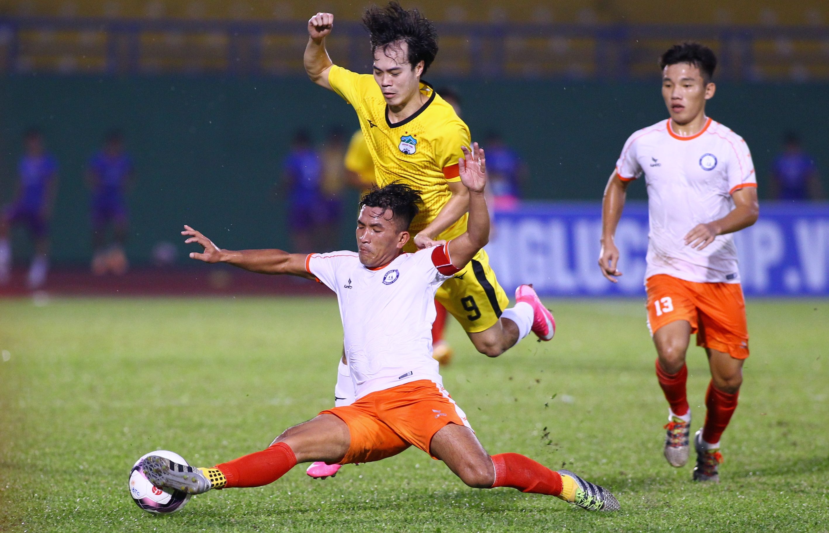 xuan truong mac sai lam anh 6