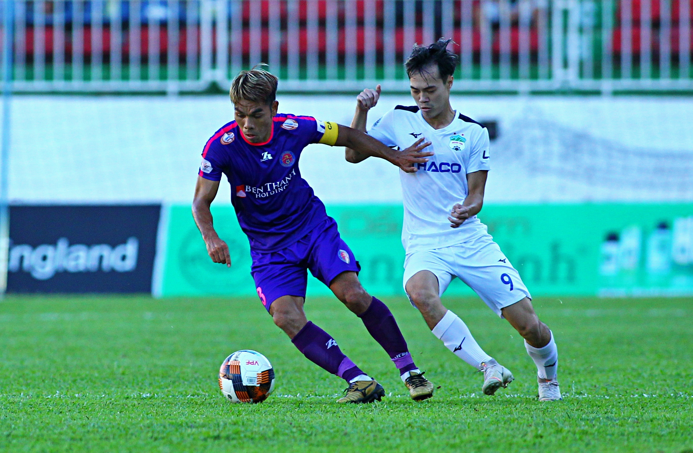 kiatisak ra mat v league 2021 anh 1