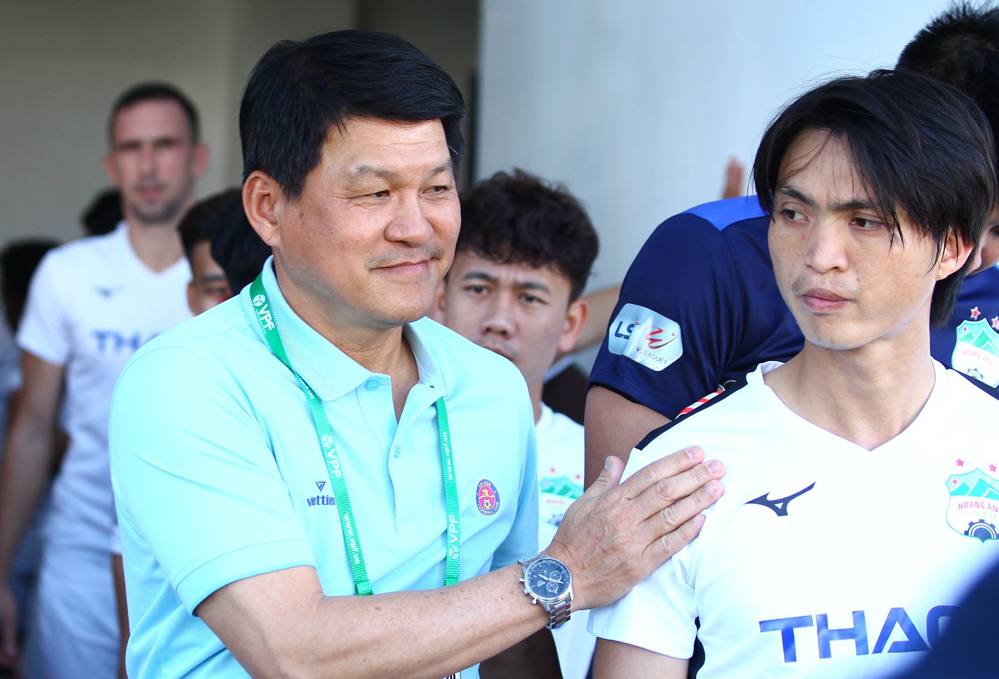 'Fan HAGL cang dong, chung toi cang thich thang' hinh anh