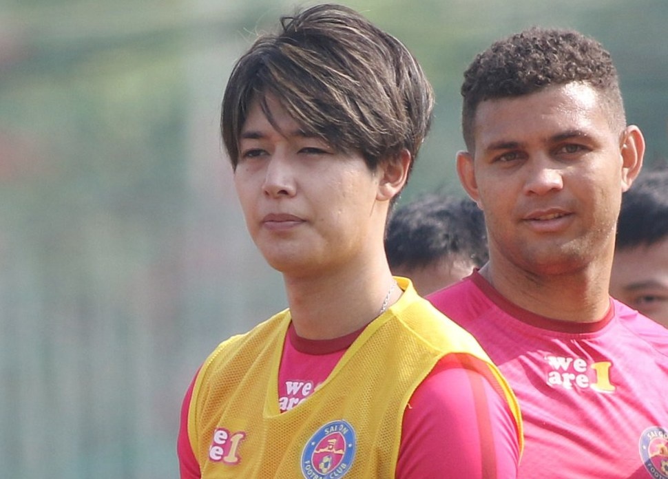 Ngoai binh Karube khong duoc dang ky tran gap HAGL hinh anh