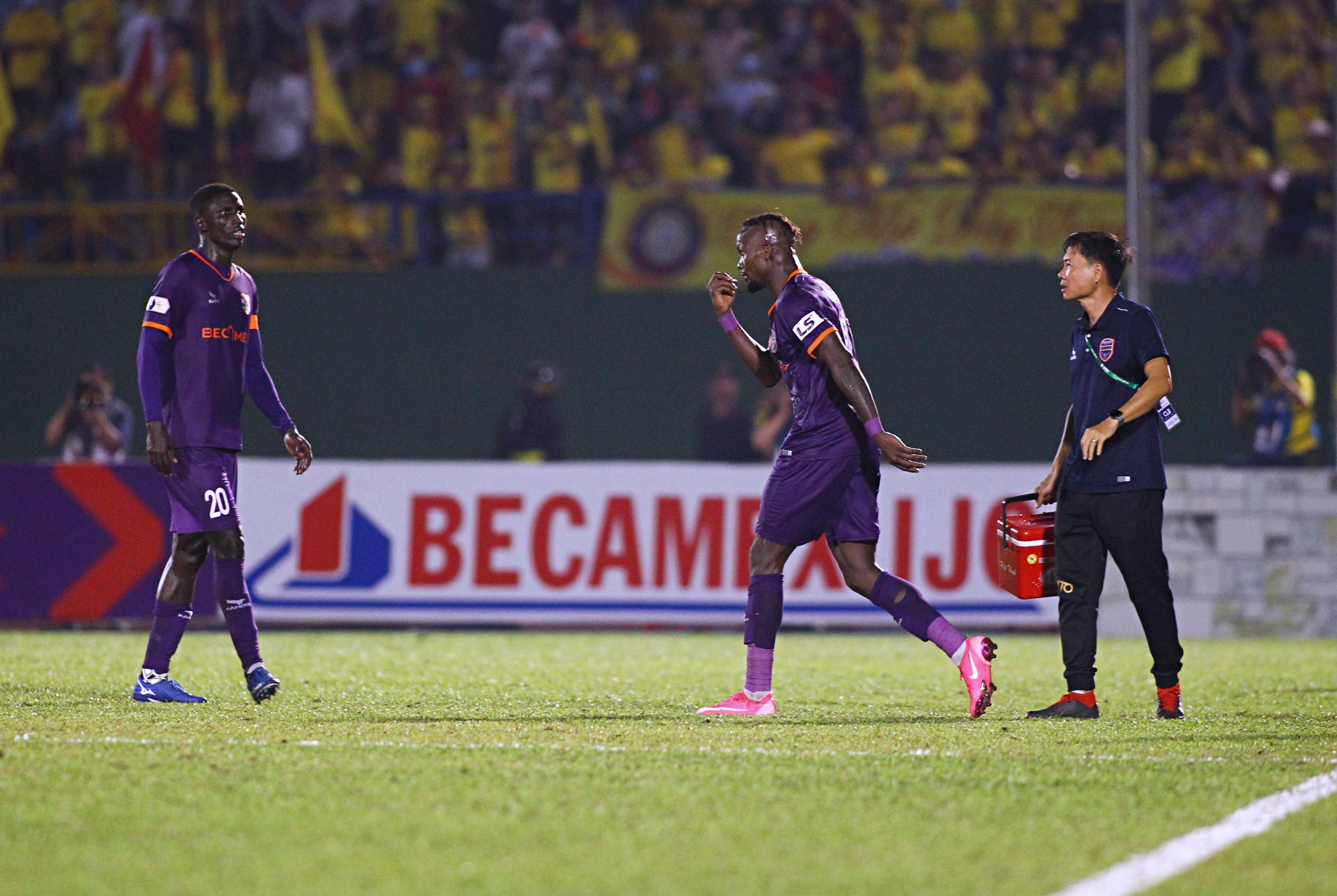 tien linh doi truong binh duong anh 4