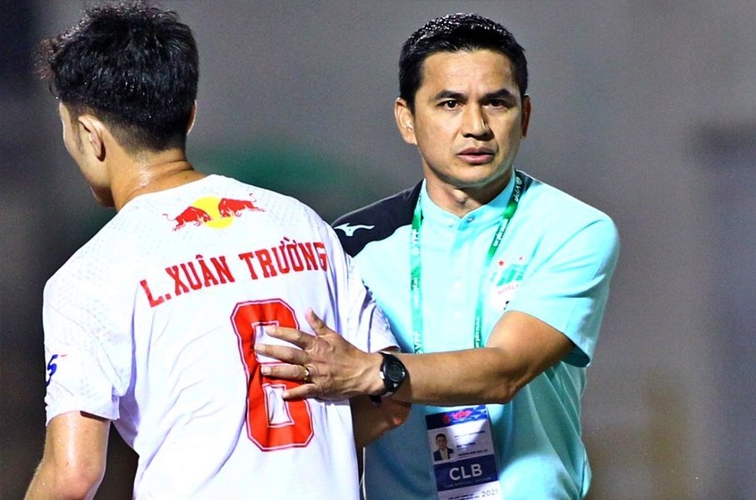 HAGL nong long don Kiatisuk tro lai hinh anh