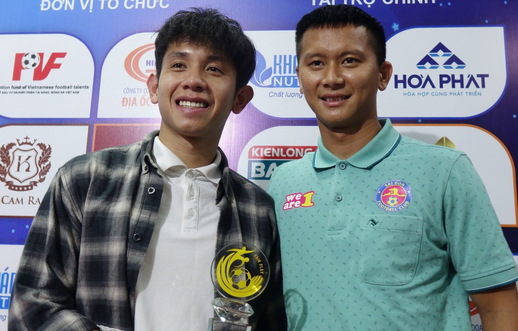 Hong Duy lam hoa voi Thanh Thu o giai Fair Play 2020 hinh anh