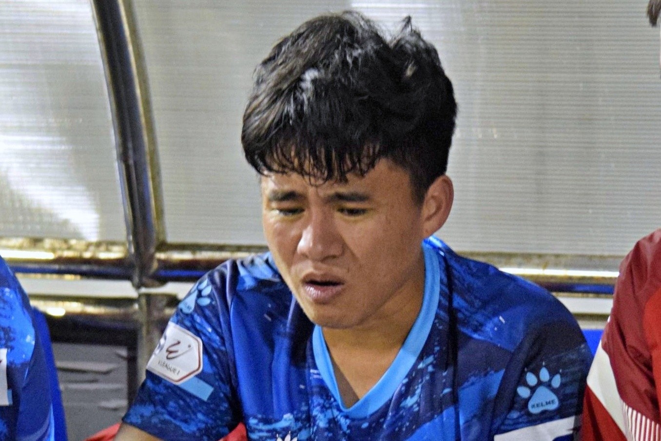 Phan Thanh Hau: 'Pha bong ay trung thi toi gay chan' hinh anh