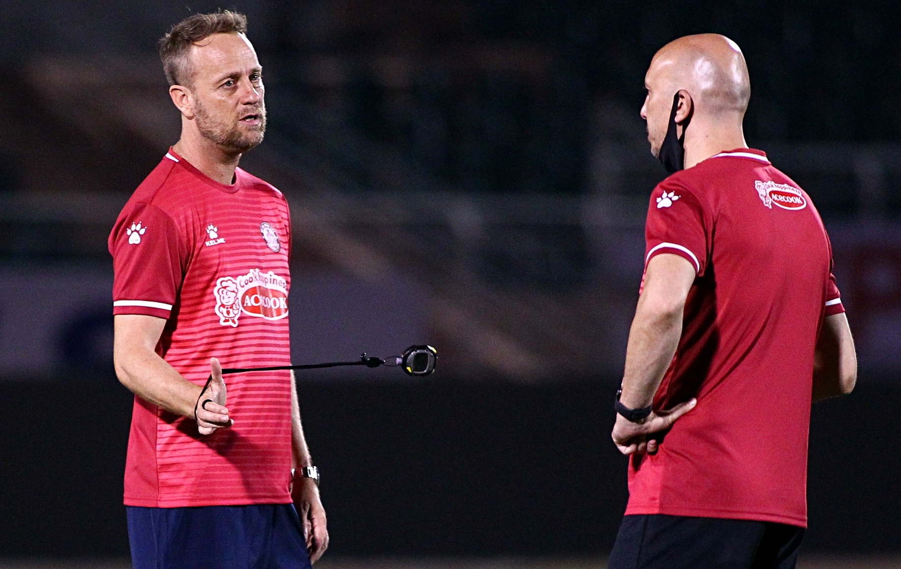 lee nguyen ra mat clb tphcm anh 3