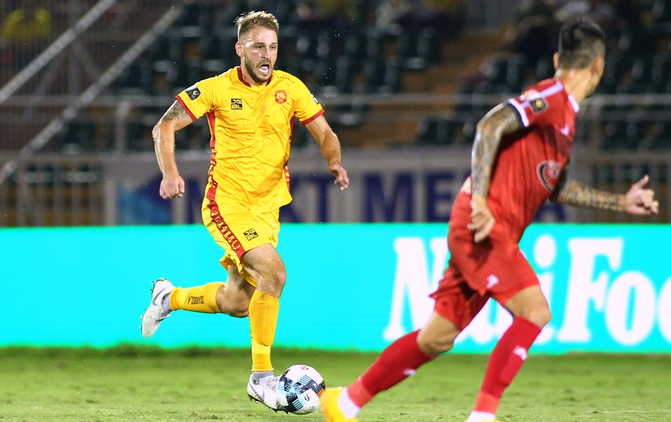 CLB Thanh Hoa khang cao Gramoz Kurtaj anh 1