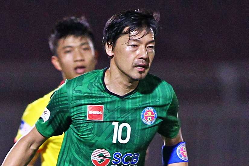 'Ngoai binh Nhat Ban so mat san xau o V.League' hinh anh