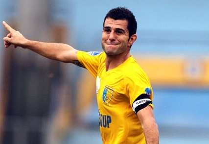 Cristiano Roland ve lam tro ly o CLB Binh Duong hinh anh