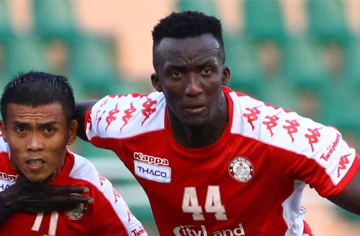 Phan nguoi thua cua trung ve Pape Diakite hinh anh