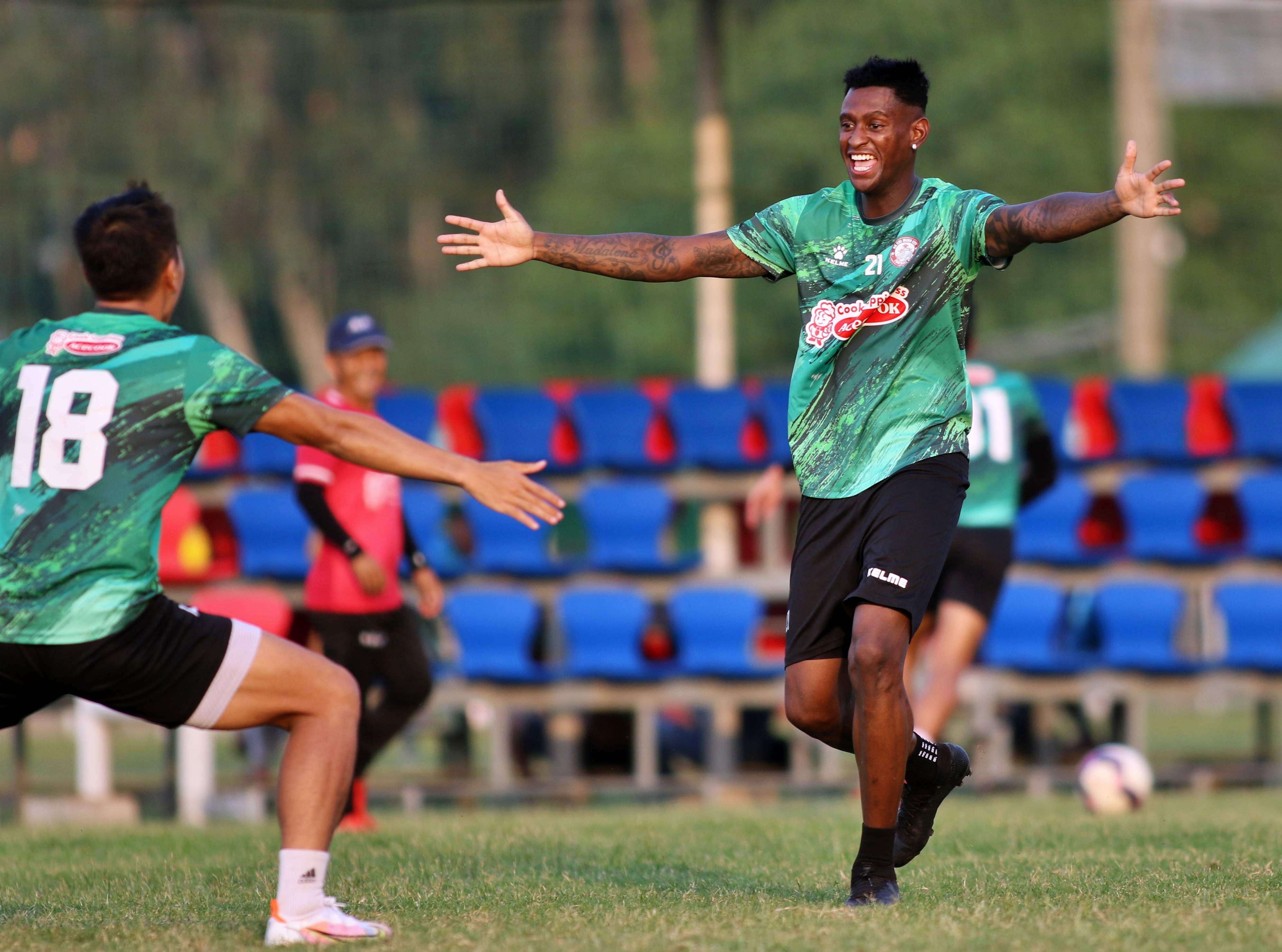 phan thanh hau bi gach ten anh 4