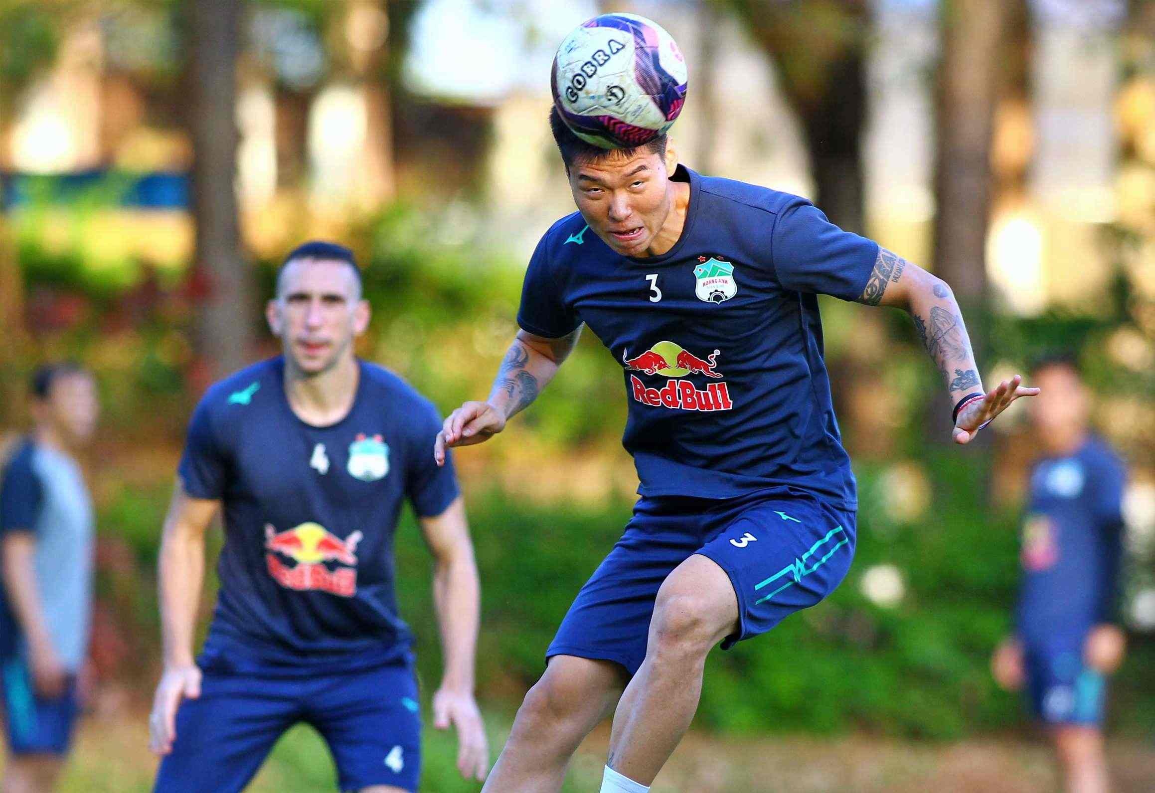 cong phuong tap ghi ban bang dau anh 4