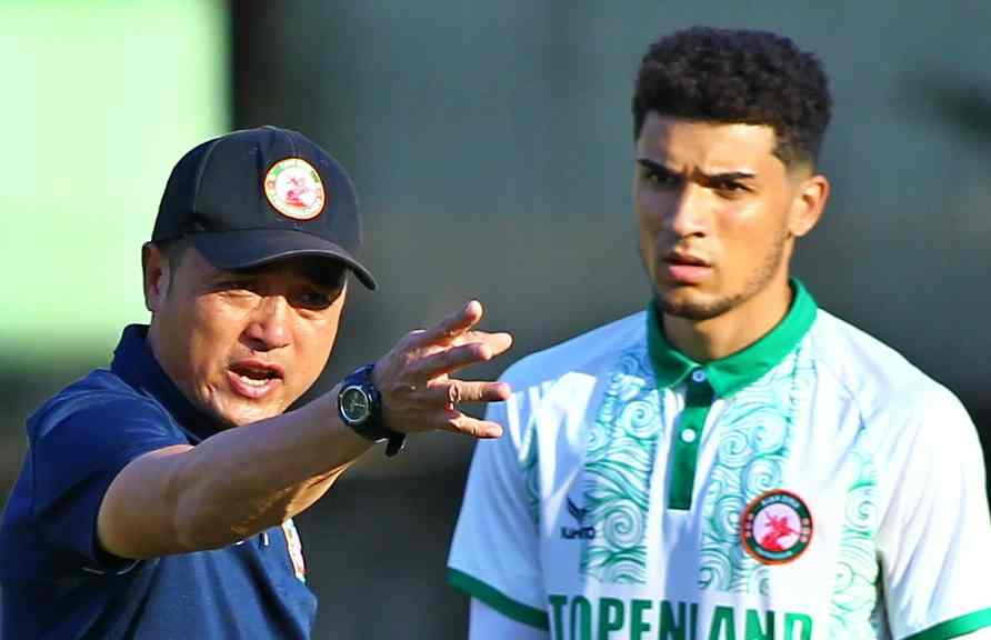 HAGL nen chu y cuu cau thu U16 Barca hinh anh