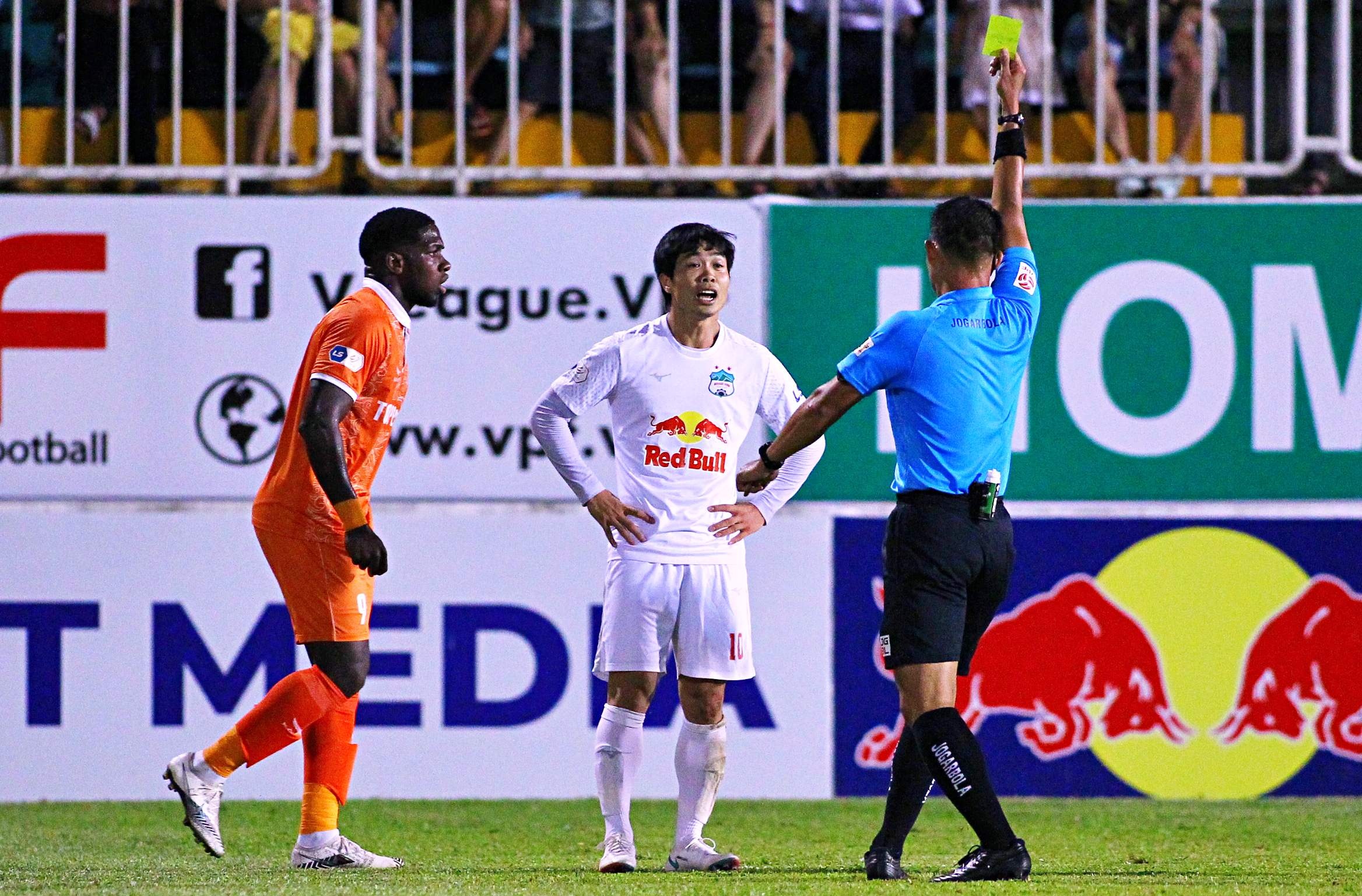 cong phuong nga kiem phat den anh 1