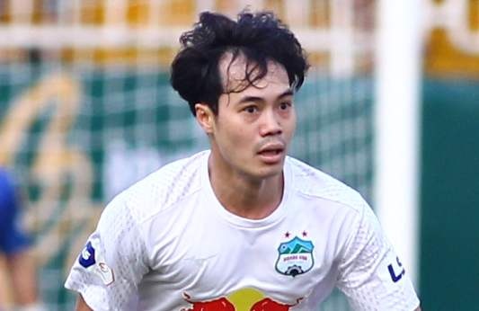 Van Toan cho HLV Kiatisuk quyet dinh viec ra san o vong toi hinh anh