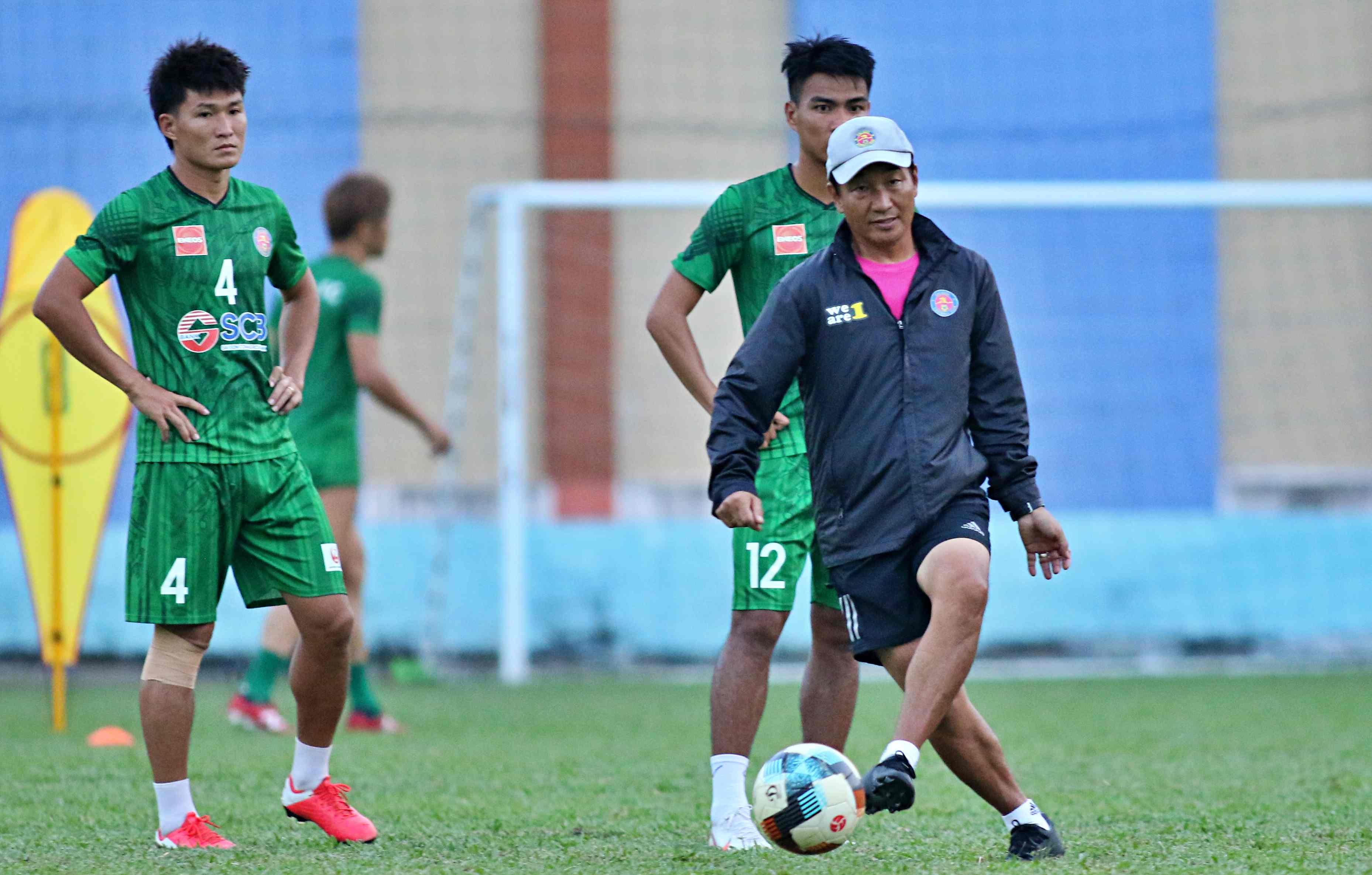 hlv nhat ban mo phong lee nguyen anh 2