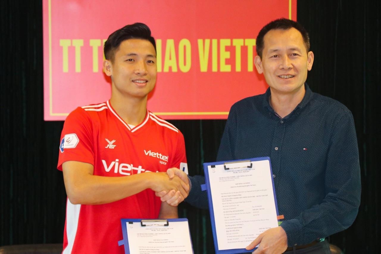 bui tien dung gia han voi viettel anh 1