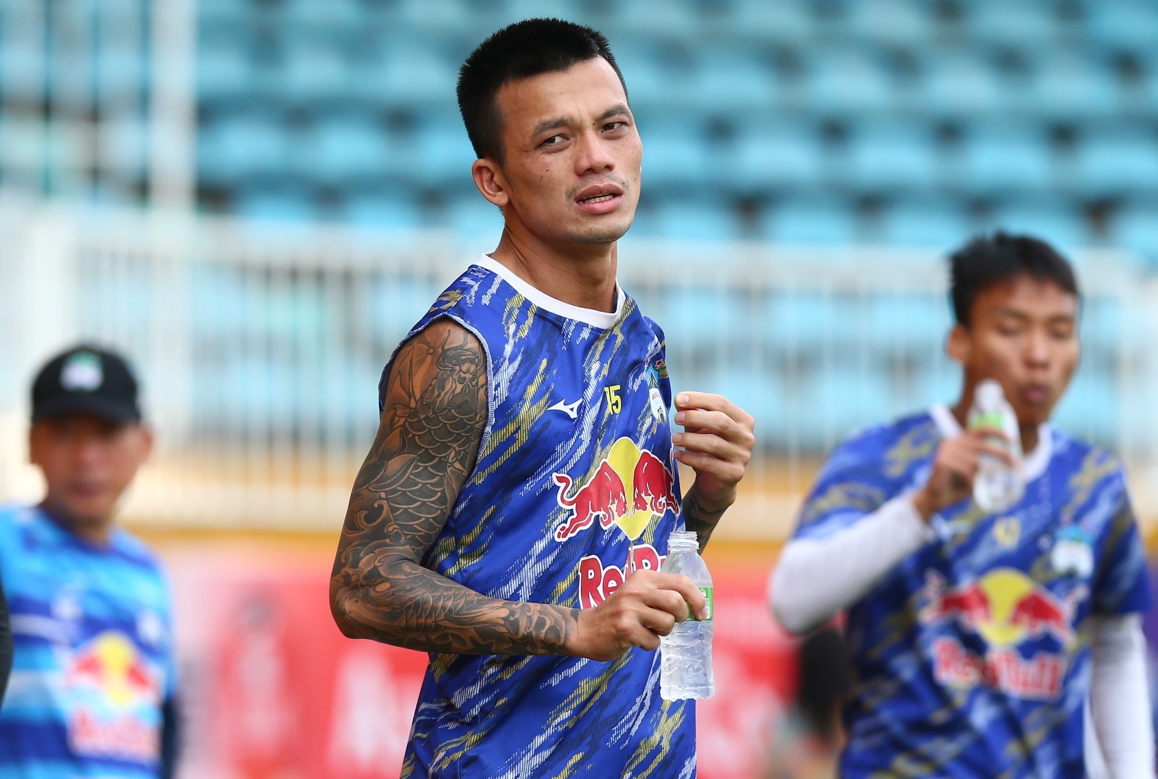 Kiatisuk khong den buoi tap cua HAGL anh 5