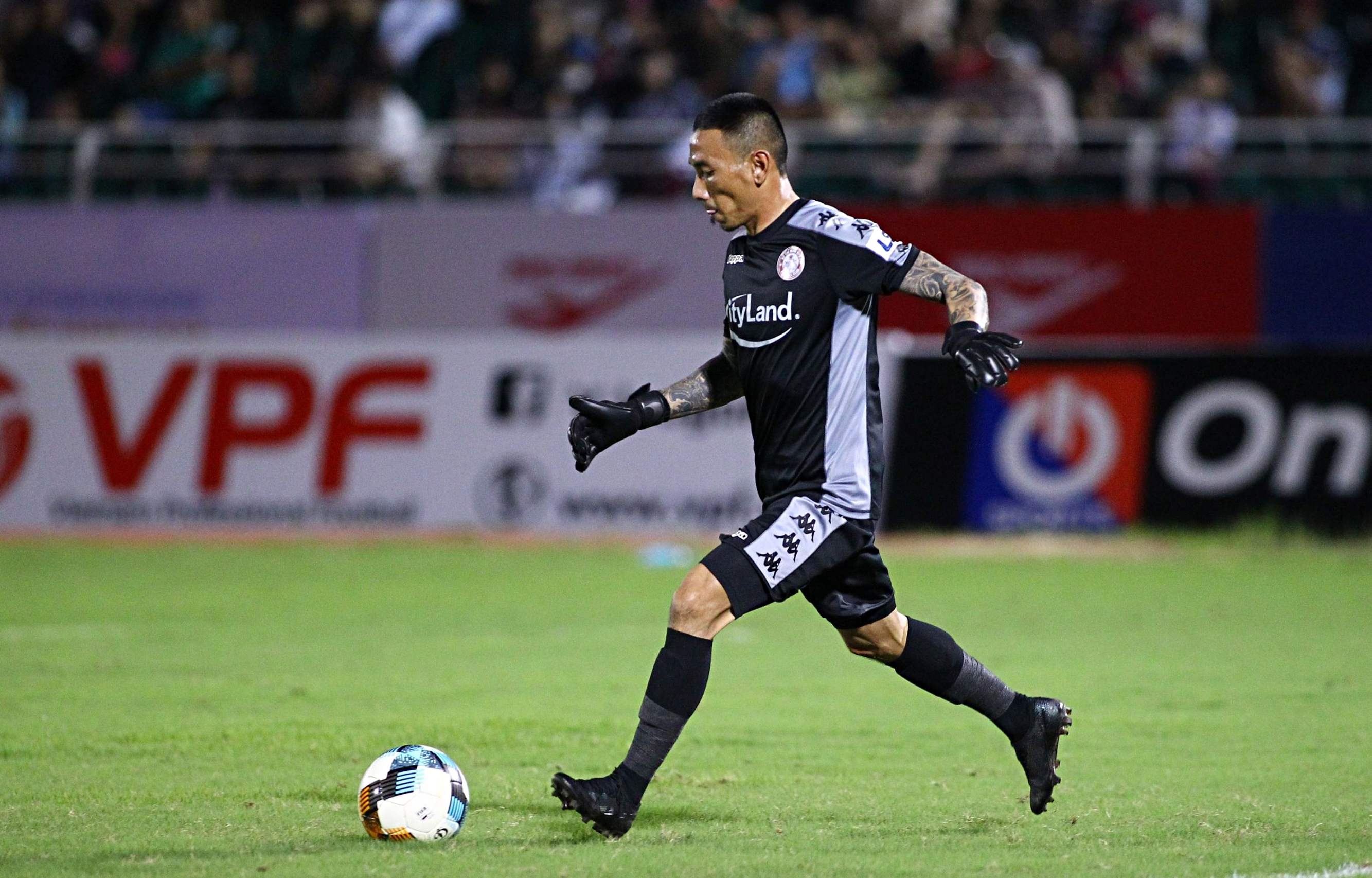 tan truong co doi thu anh 1