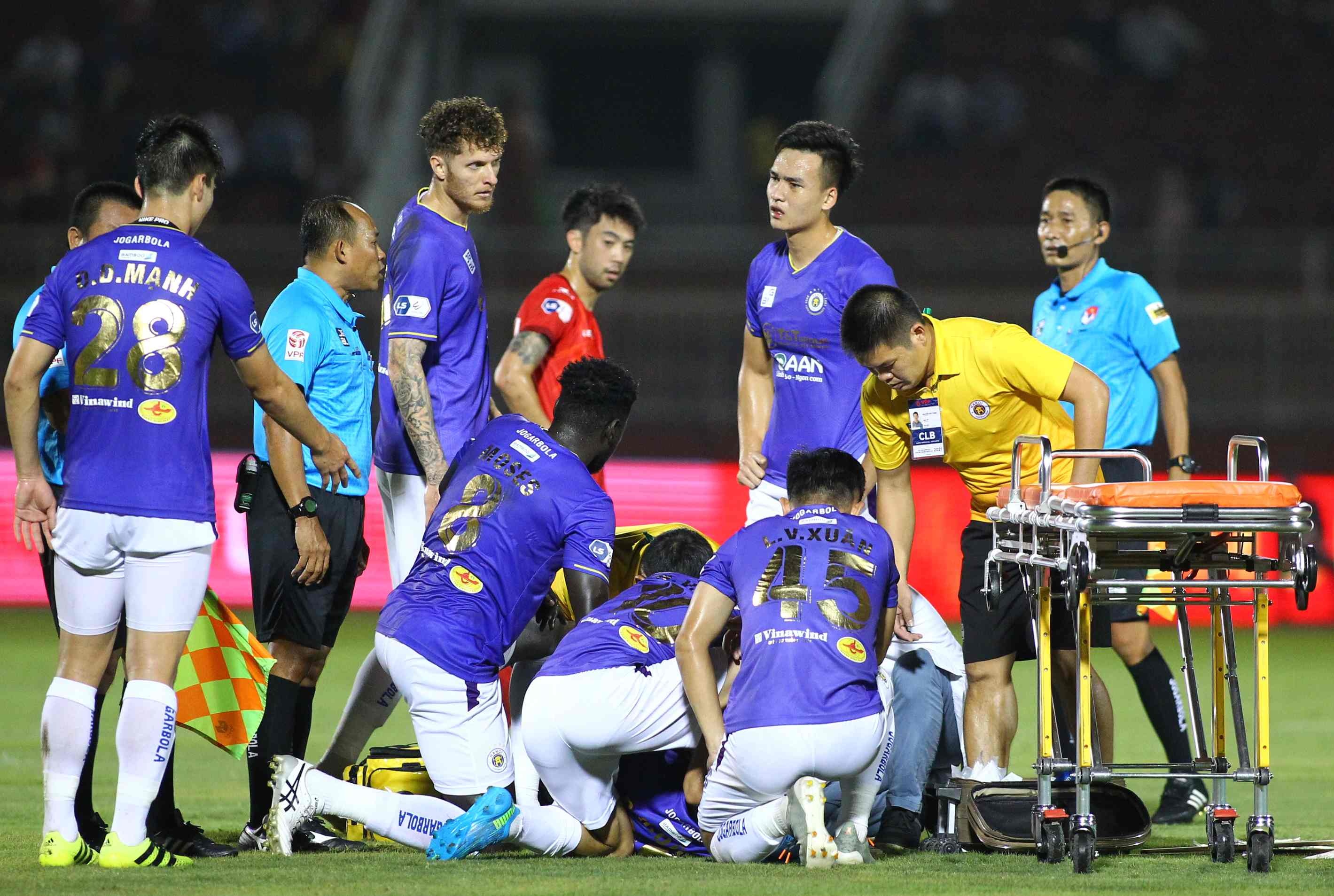 hoang thinh khien hung dung gay chan anh 4