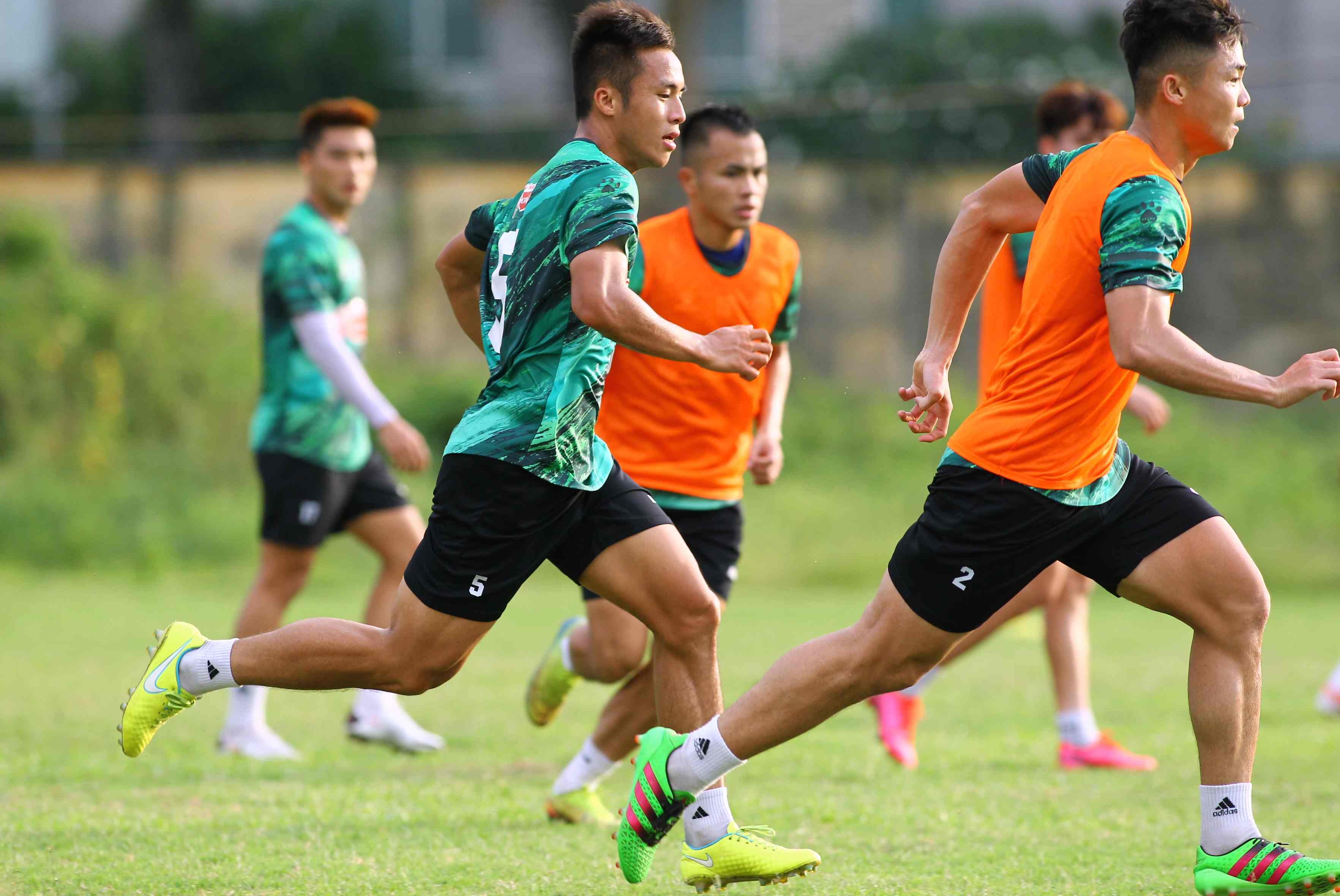 hoang thinh xin nghi tap anh 6