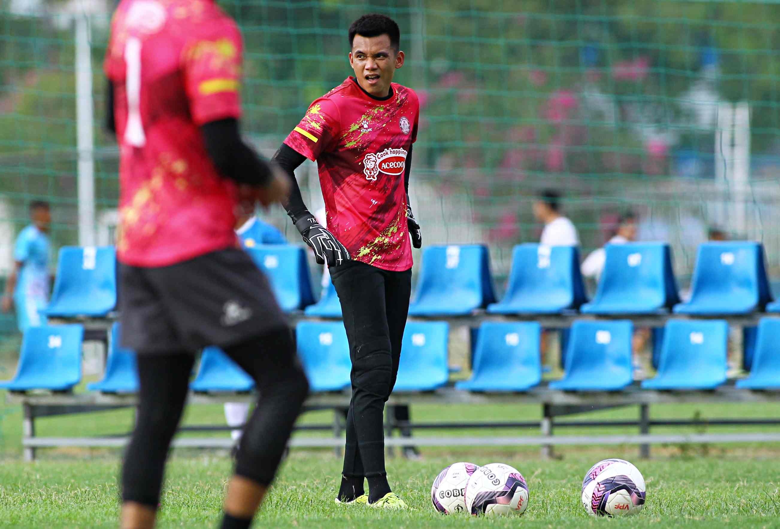 hoang thinh xin nghi tap anh 9