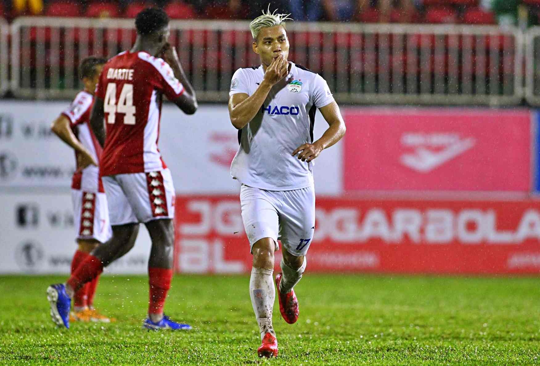 tuan anh chan thuong anh 1