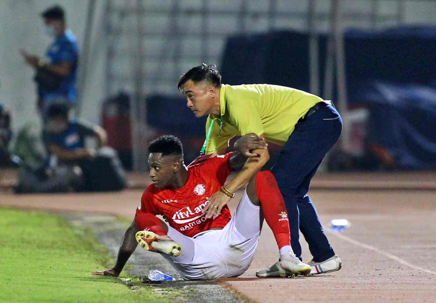 ngoai binh clb tp.hcm bi chuot rut anh 7