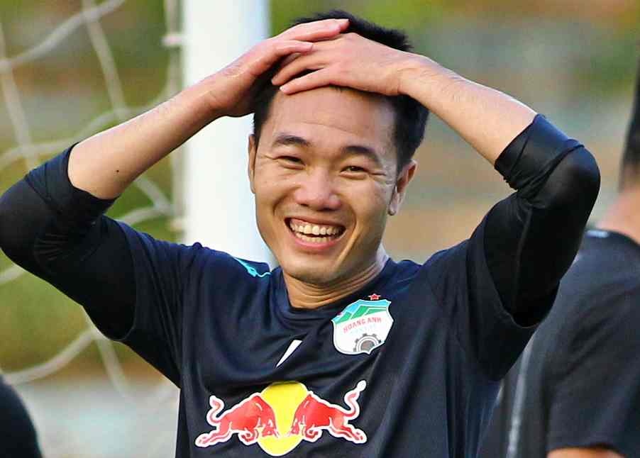 Xuan Truong tuoi tan truoc ngay hoi vo hinh anh