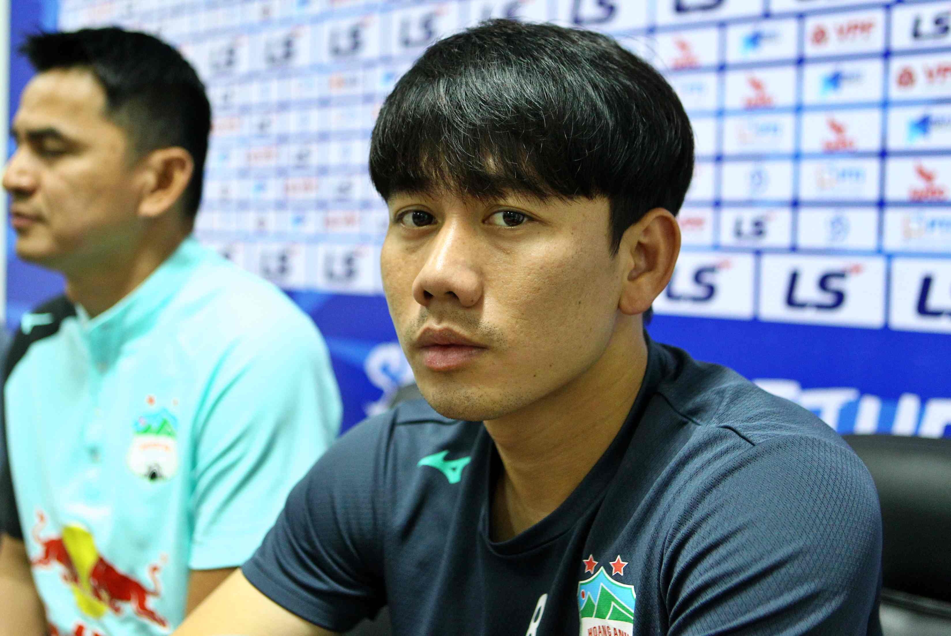 Minh Vuong: 'Ho nghi HAGL da nhu nghe si' hinh anh